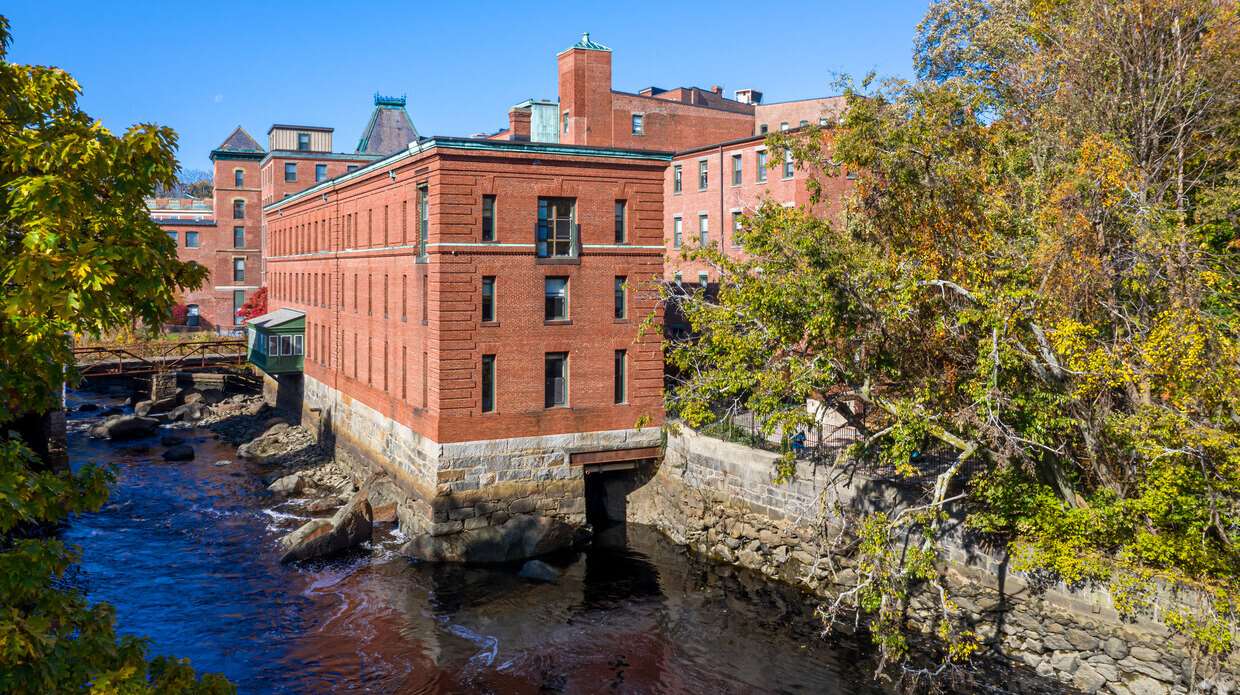 baker-chocolate-factory-3