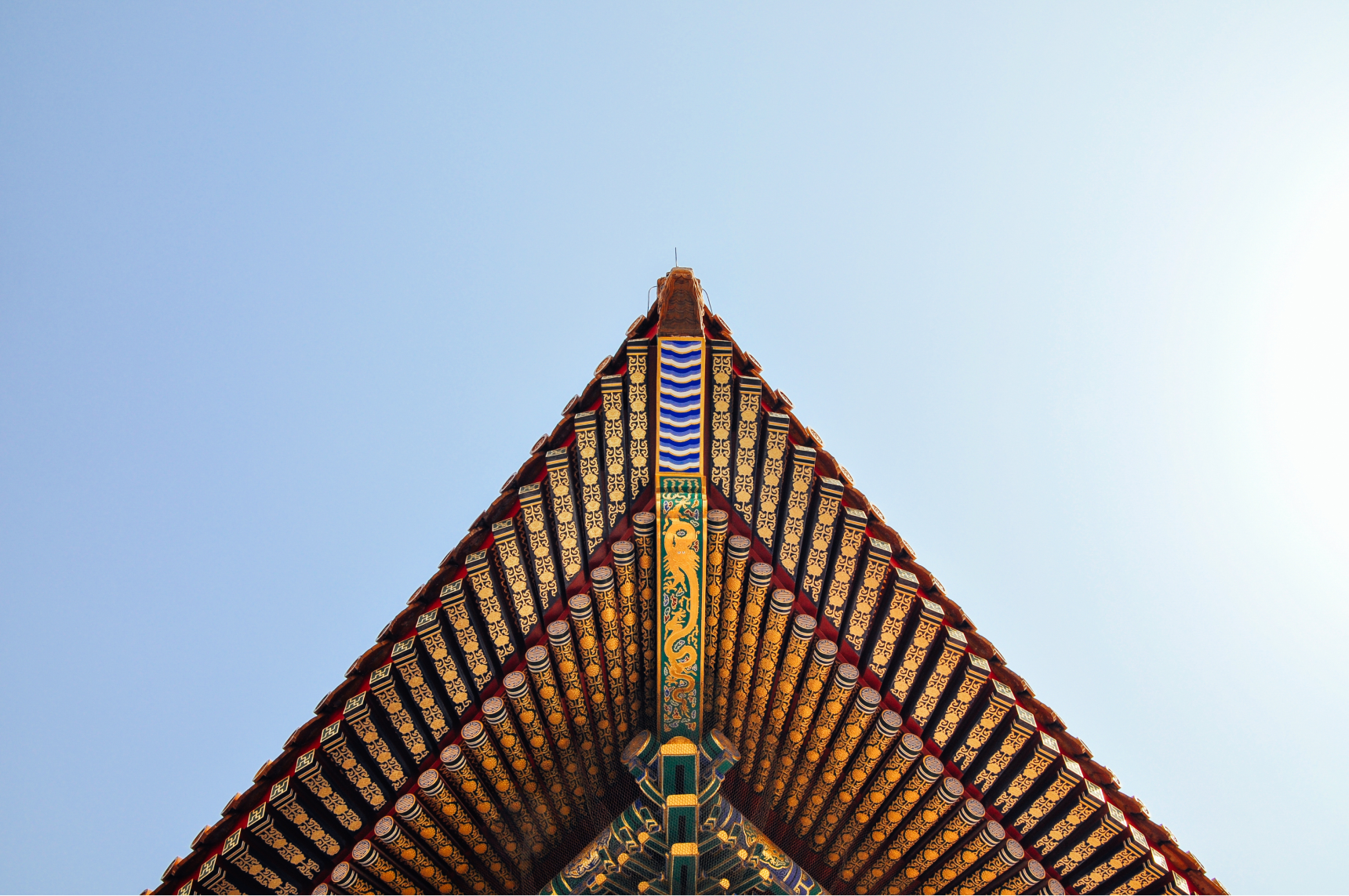 Image of a roof 